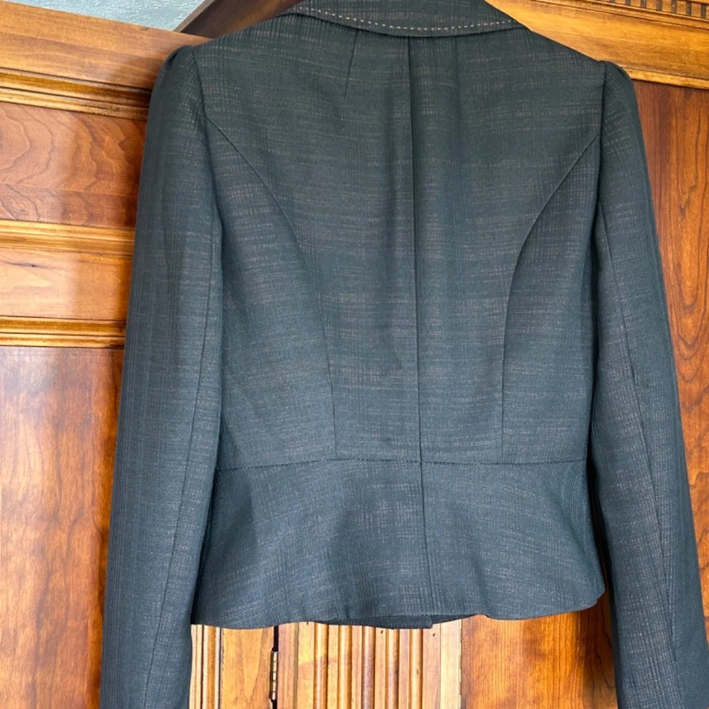 Nine West Classic Skirt Suit, Black Rust Woven Peplum with Stitching, Size 6 - Picture 8 of 16